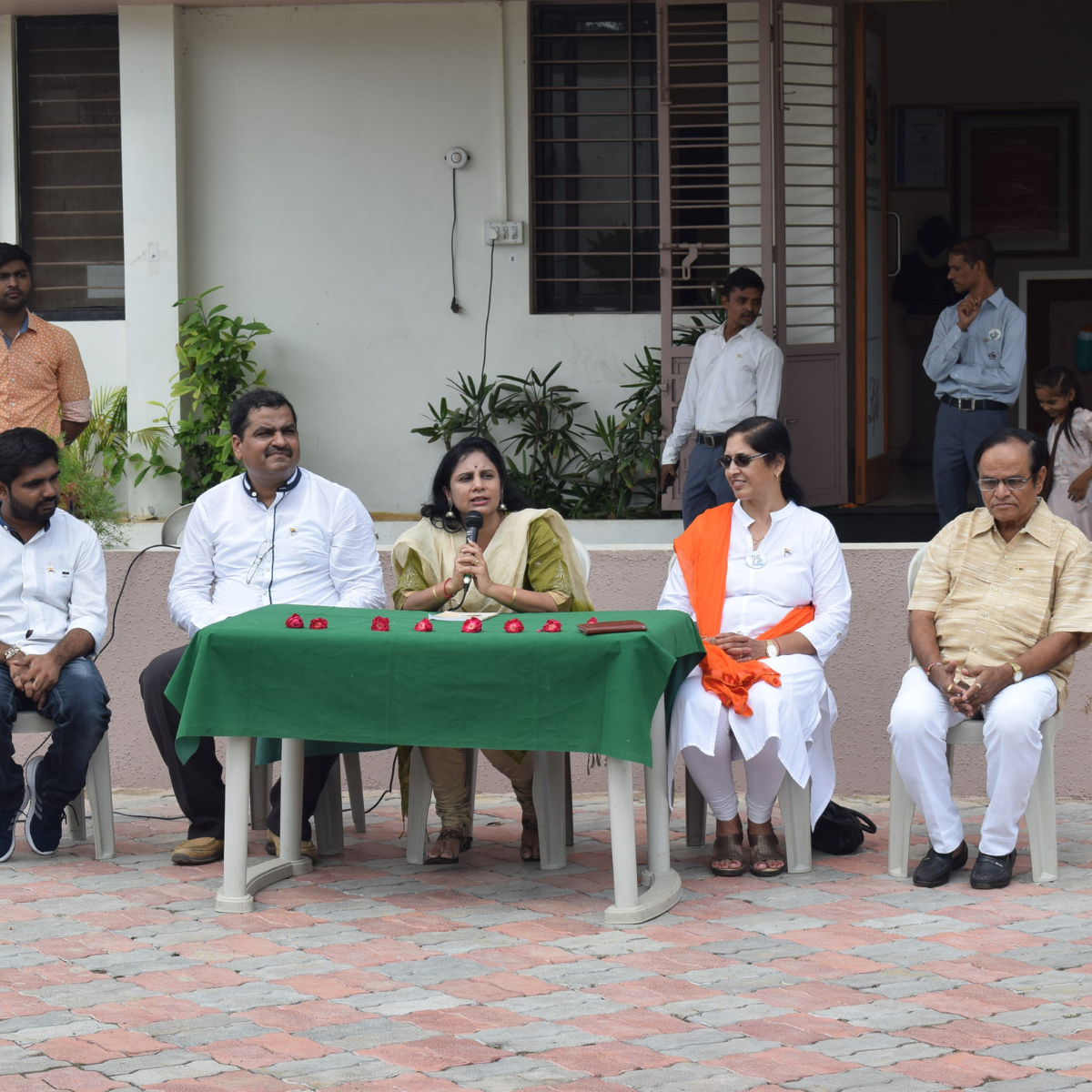 independence day hosting