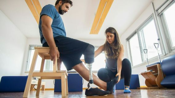 A team of medical professionals in a high-tech facility, pioneering groundbreaking treatments and therapies for better patient outcomes